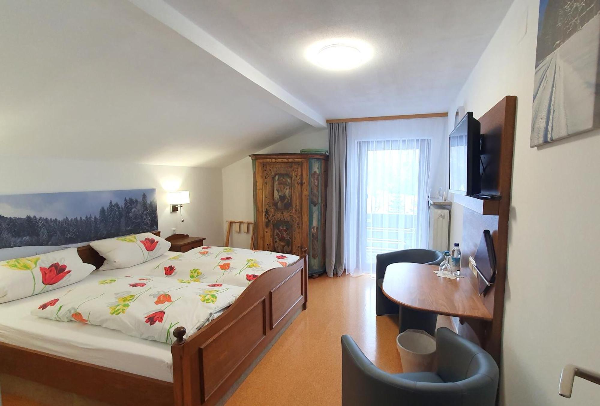 Hotel Garni Haus Alpine - Chiemgau Karte Inkl Ruhpolding Exterior foto